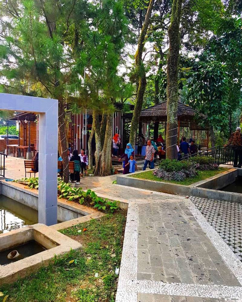 tempat makan di puncak bogor