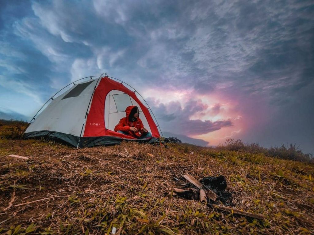 PUNCAK PEUYEUM SUKABUMI PANDANGAN ALAM YANG MEMUKAU