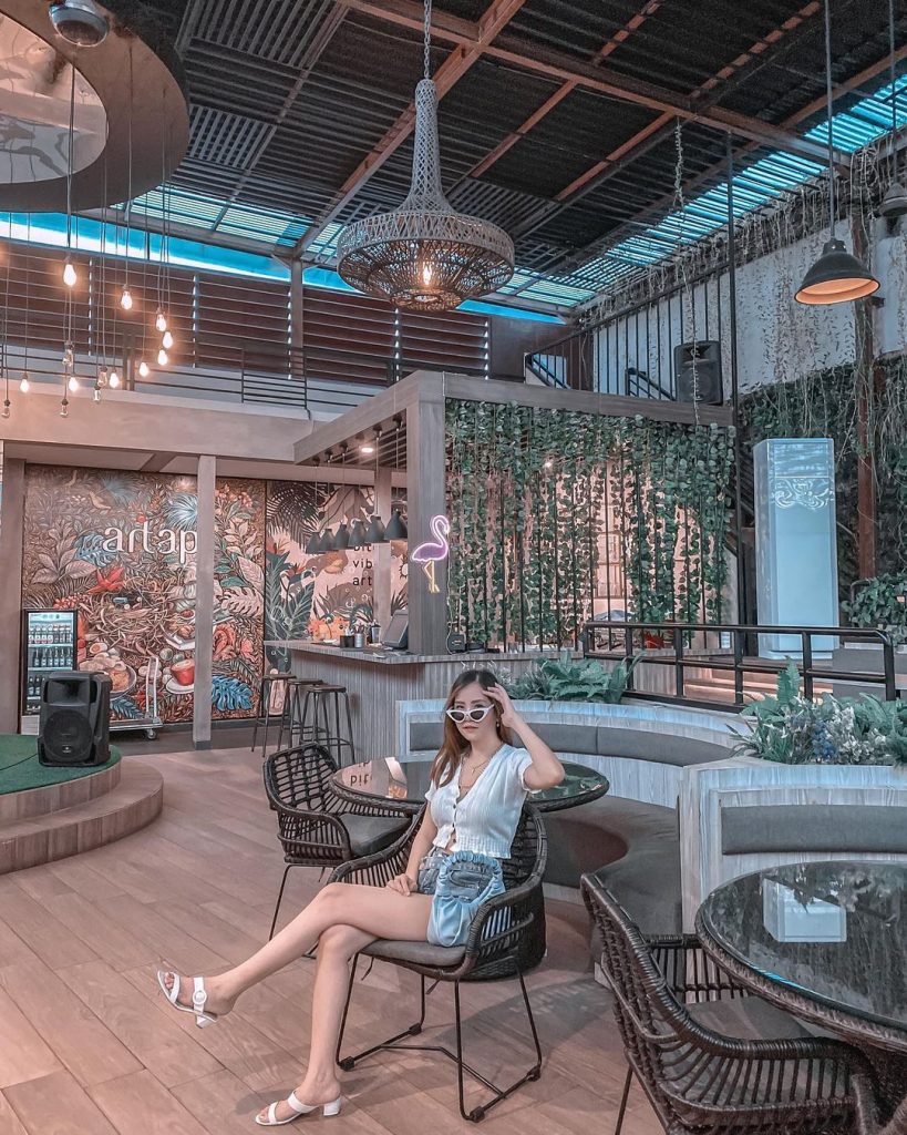 Cafe Asyik di Surabaya