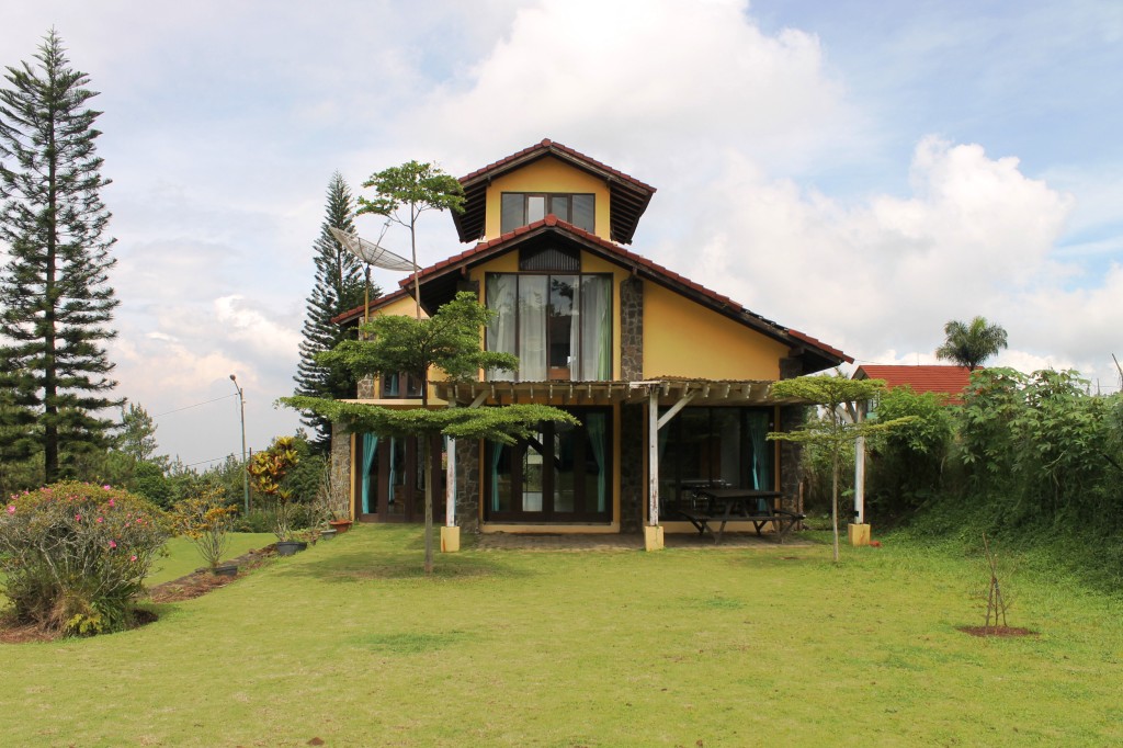 Villa Kencana
