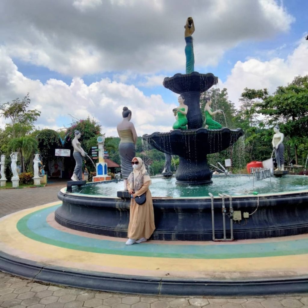 Watu Gajah Park